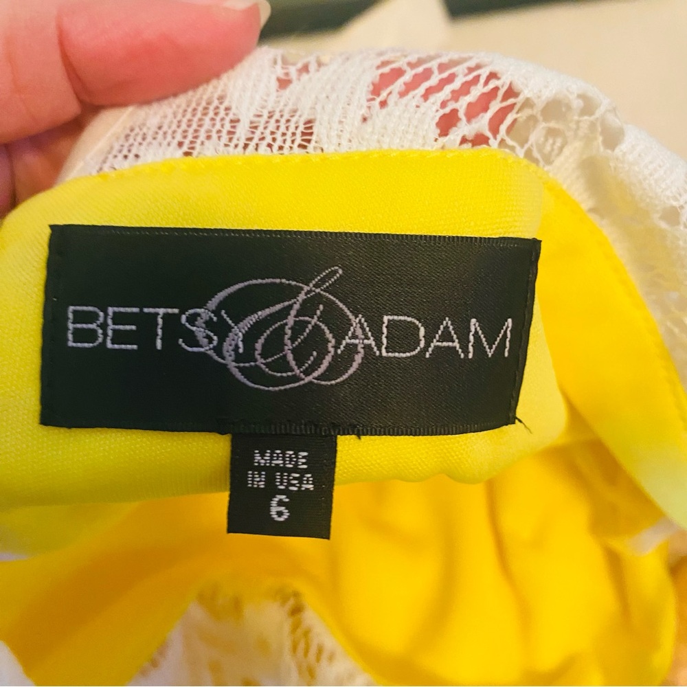 BETSEY & ADAM Yellow White Lace Rhinestone Belt Dress - Picture 8 of 8